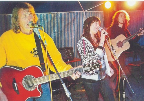 Sticky Fingers unplugged